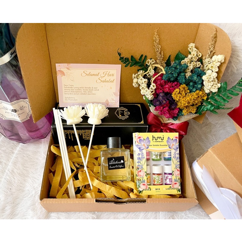 Wedding Gift Set Birthday Kado Ulang Tahun Kado Graduation Kado Lamaran Engagement Gift Box Special