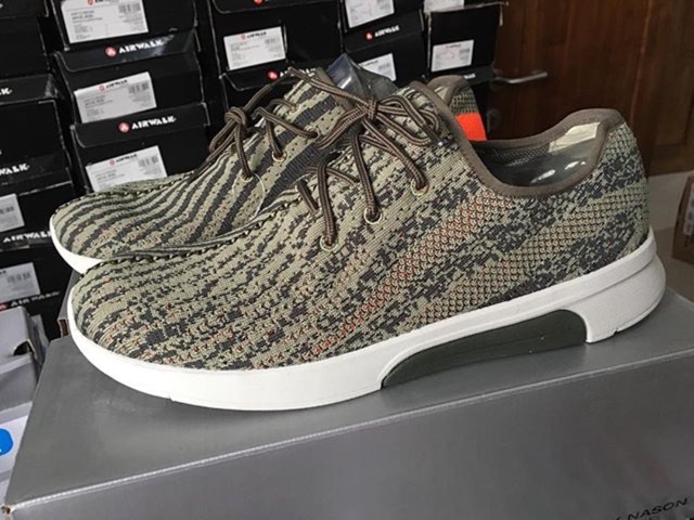 SEPATU SKECHERS MARK NASON