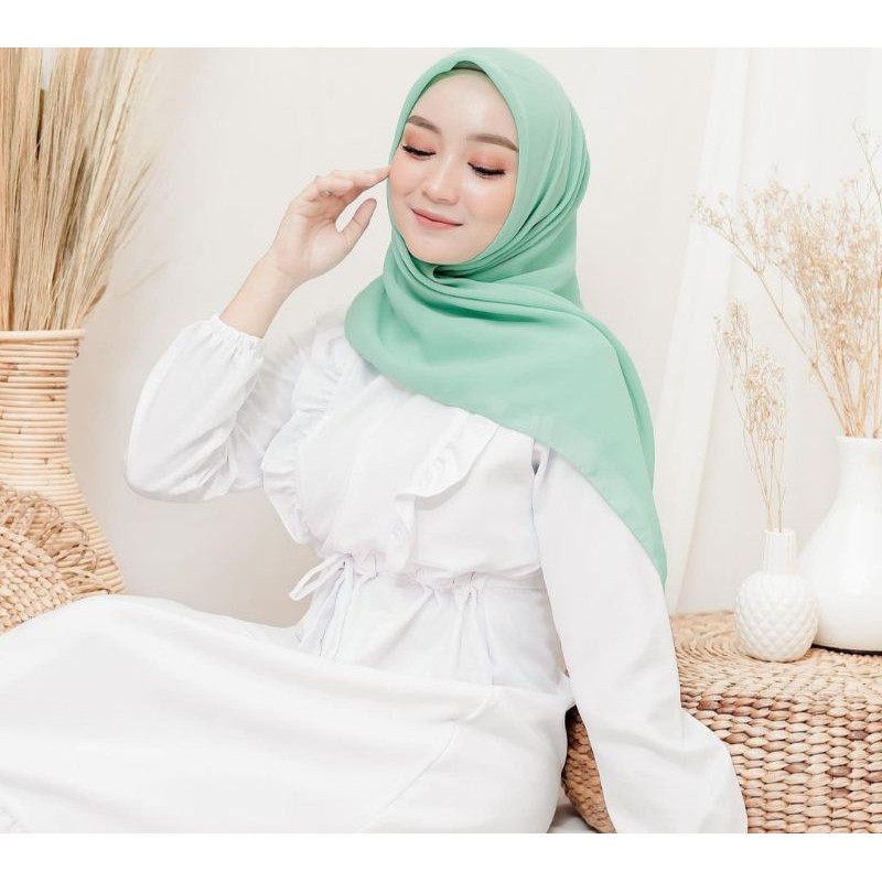 Hijab Segiempat | MINT | Size 115x115 | jilbab bella square PREMIUM 60 Warna-6