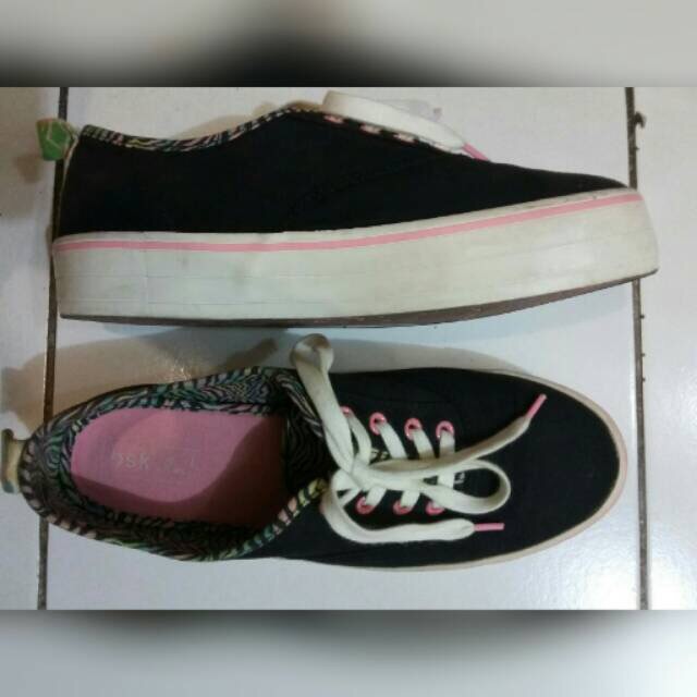 Sepatu bershka original uk 39