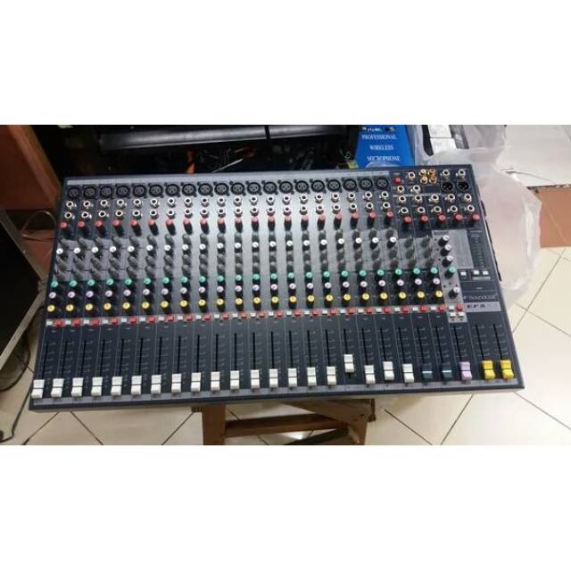 Mixer Soundcraft Efx 20
