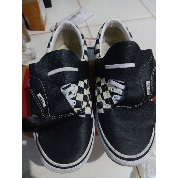 vans era origami pt navya retail