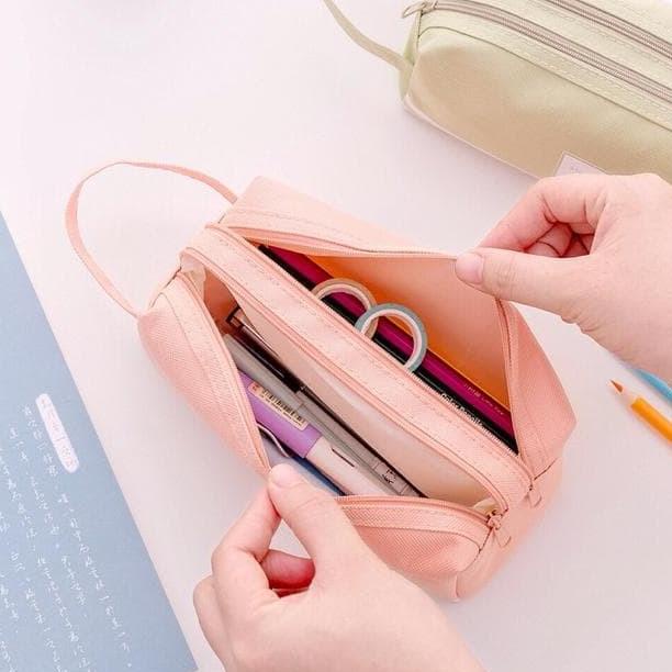 

TERLARIS Double Zip Pencilcase / Tempat Pensil 2 Resleting/TEMPAT PENSIL AESTHETIC/TEMPAT PENSIL ANAK PEREMPUAN/TEMPAT PENSIL LUCU/TEMPAT PENSIL 3D/TEMPAT PENSIL TRANSPARAN/TEMPAT PENSIL LUCU/TEMPAT PENSIL KOREA/TEMPAT PENSIL KAIN/TEMPAT PENSIL KALKULATOR