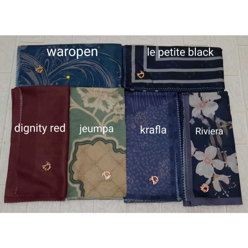 DEFECT MINOR by Zytadelia series BRIENZER, DIGNITY, LE PETITE, CENDRA