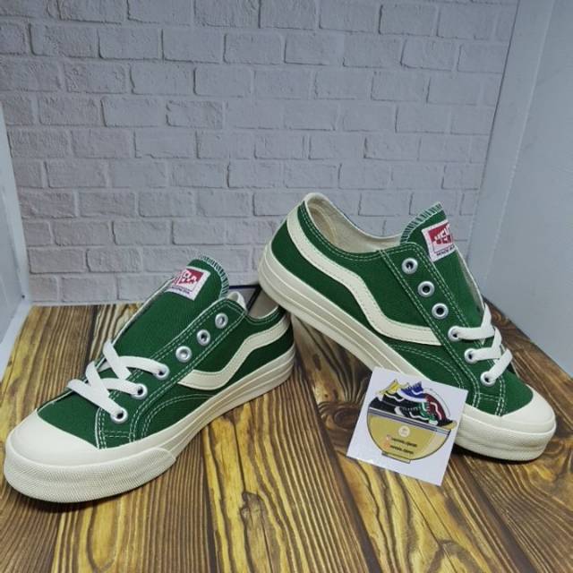 Ventela Public Low Dark Green