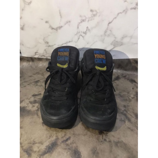 FYC Caven Almost Black