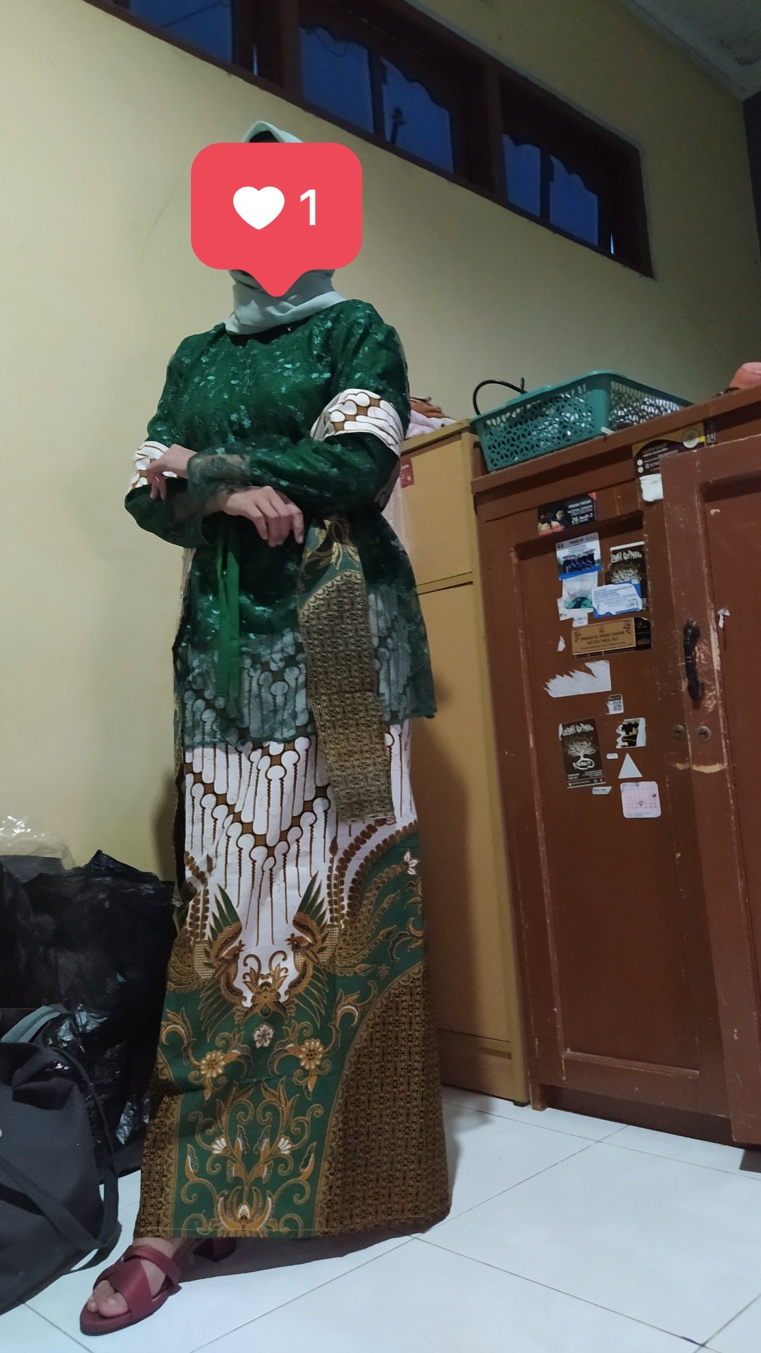 Couple Batik Parang Putih Bruklat Terbaru Lumbung Batik