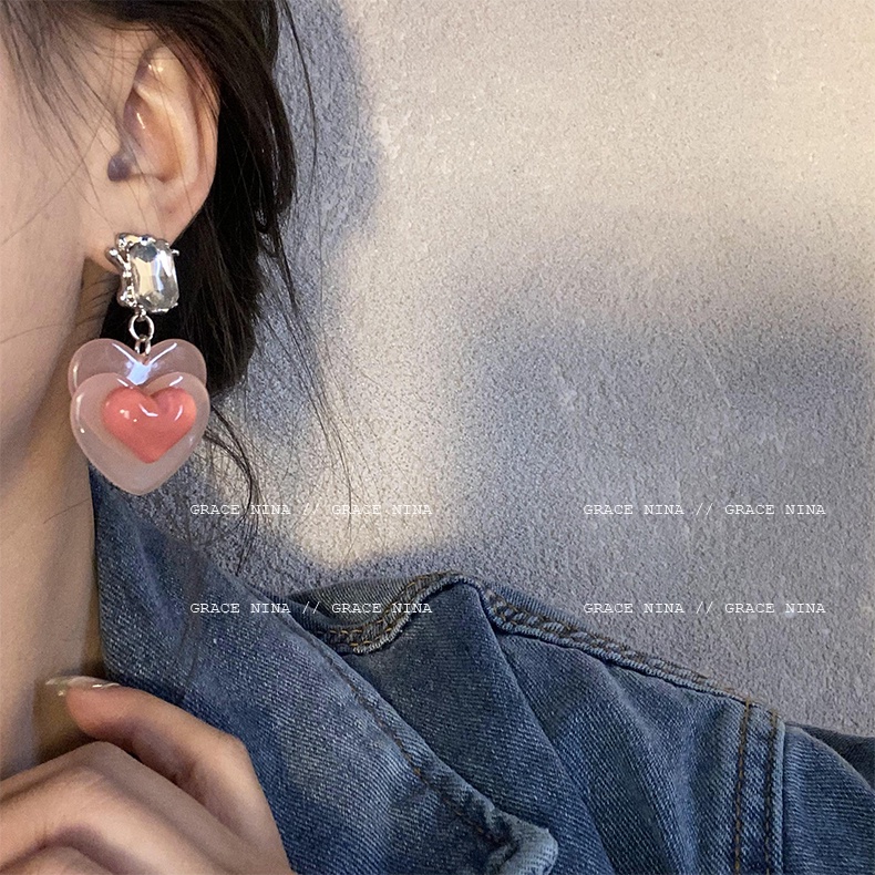 Anting Tusuk Bentuk Hati Bahan Resin Gaya Korea Untuk Wanita