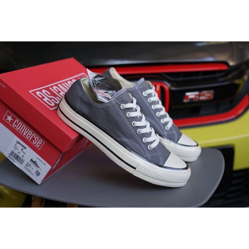 Sepatu Sneakers Pria Casual Keren Sepatu Sekolah Wanita Pria Sepatu Sekolah Hitam Klasik Pendek