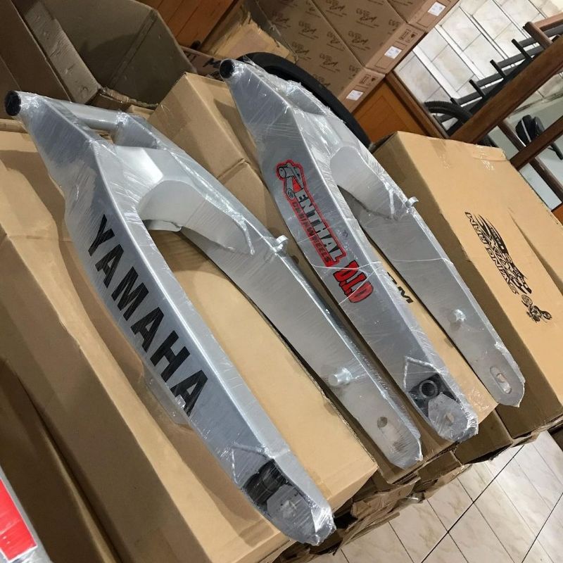 Swing Arm Model YZ 250 PnP KLX / D-TRACKER / CRF150