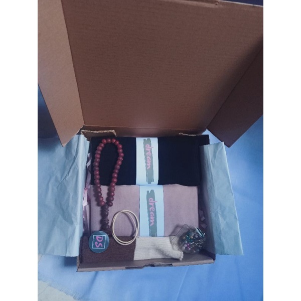 DS - Big hampers hijab