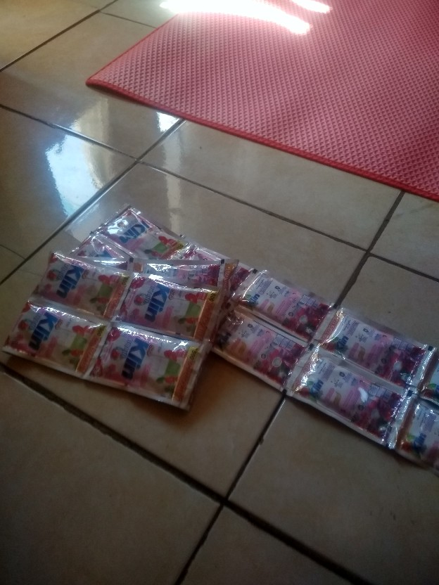 So Klin Liquid Detergen Pencuci Pakaian Cair  12sachet All Varian