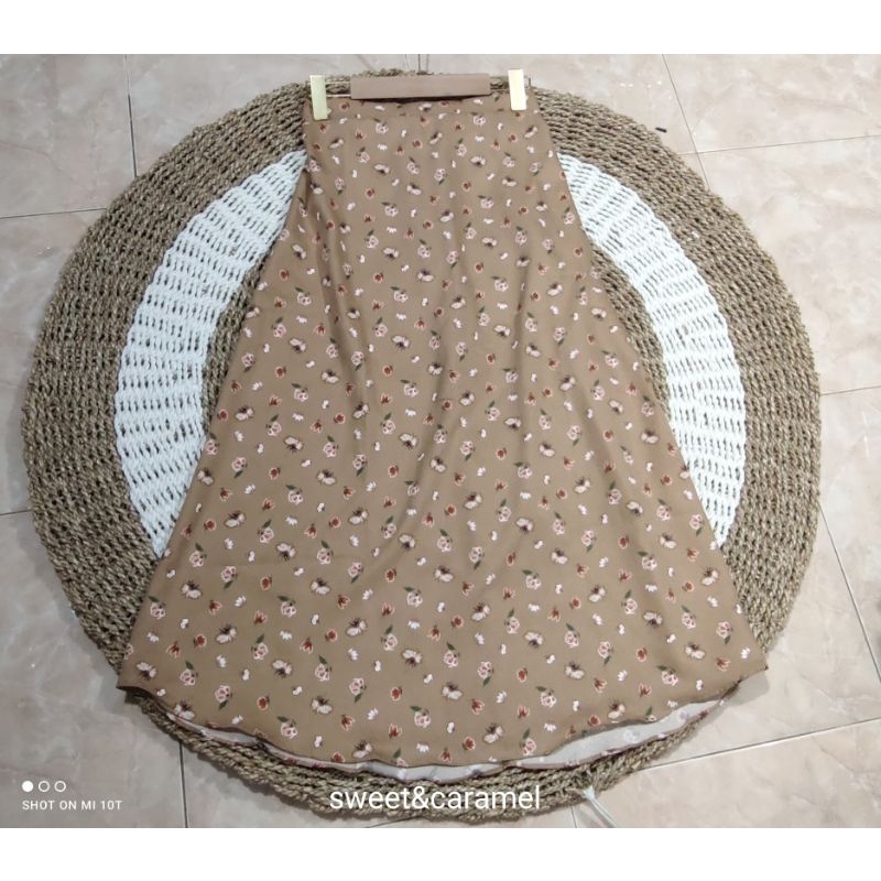 ROK KOREA (Flare SHAKILLA)-ROK YURI BROWN