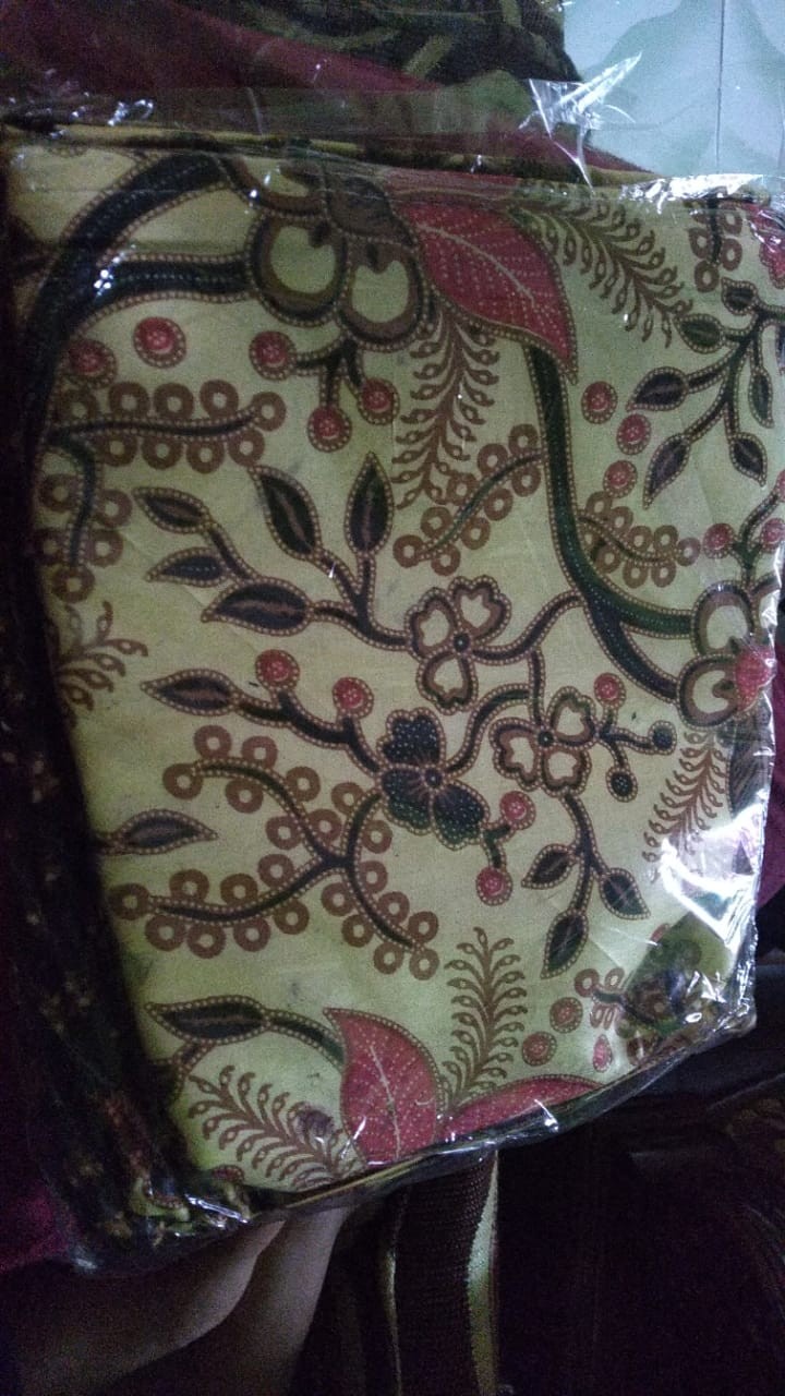 Mukena Bali Batik Solo Polkarose Series