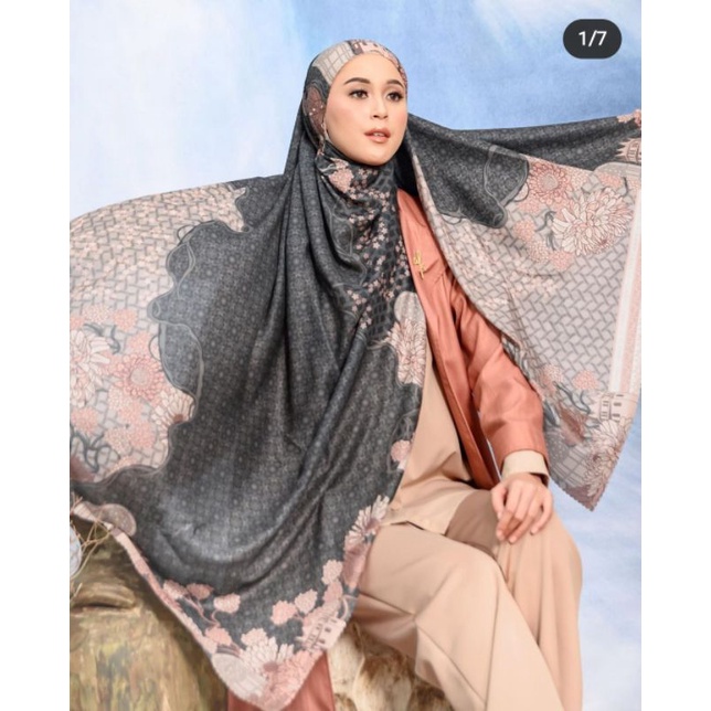 buton Scarf Noir by Wearing klamby