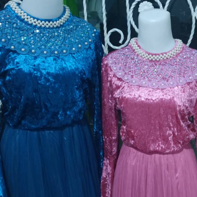 gamis bludru plisket