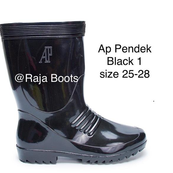 Ap Boot Pendek Hitam