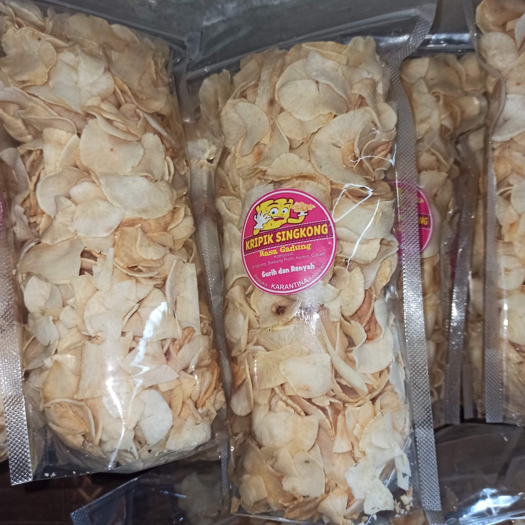 

Keripik singkong rasa gadung gurih dan renyah 250 gr