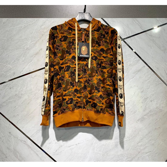 Jaket bape x mcm camo