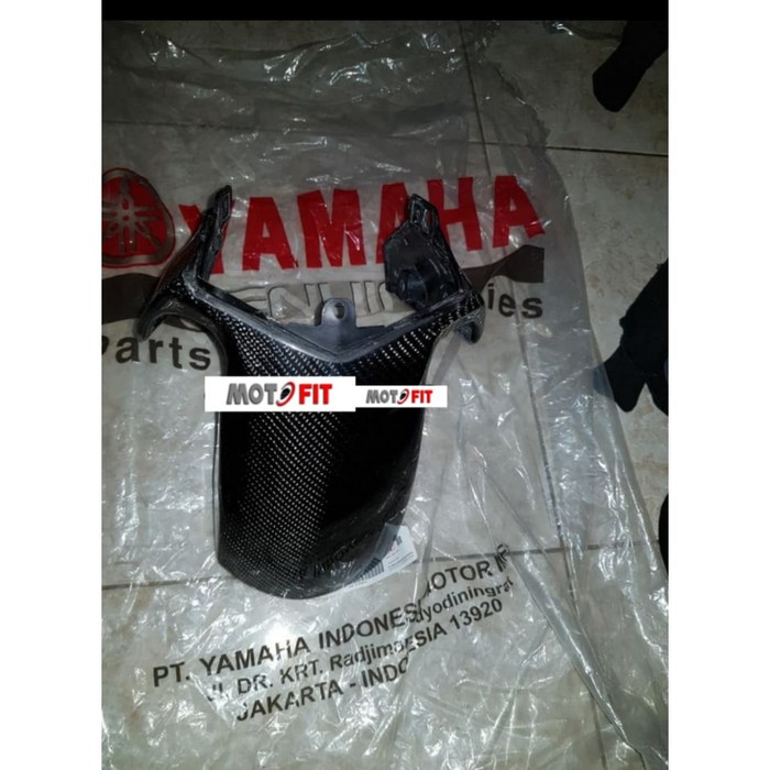 kupingan spakbord depan aerox part ori yamaha front fender aerox