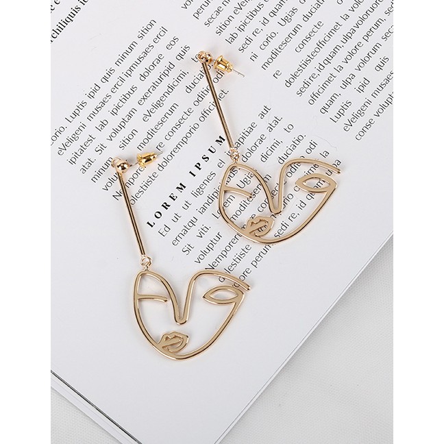 LRC Anting Tusuk Fashion Golden Face Alloy Irregular Hollow K45740