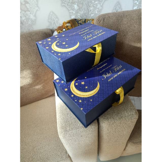 

kotak kado hardbox buku 24,5x15x8