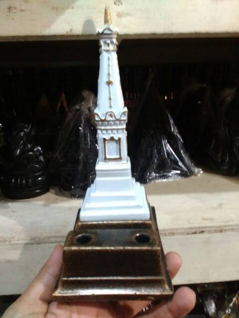 Tempat Pensil Miniatur Tugu Jogja - Pajangan dan Hiasan Rumah - Souvenir Murah