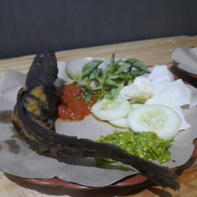 

Pecel Lele Brosong