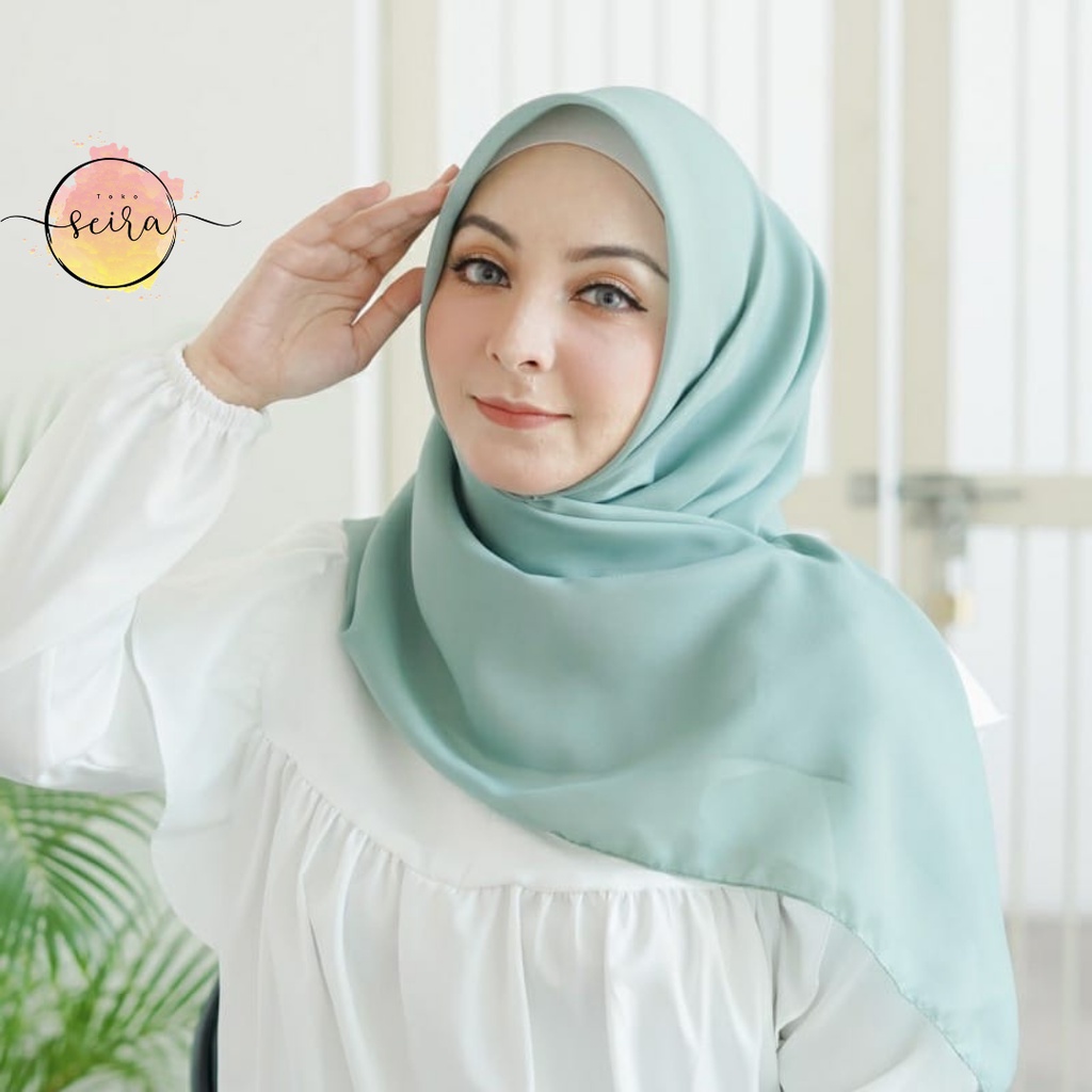 [BISA COD] Bella Square Hijab Segiempat / Kerudung Segi Empat Bella Square / Jilbab Segiempat Bela (Kain Tebal Adem Tidak Menerawang)-Mint Blue