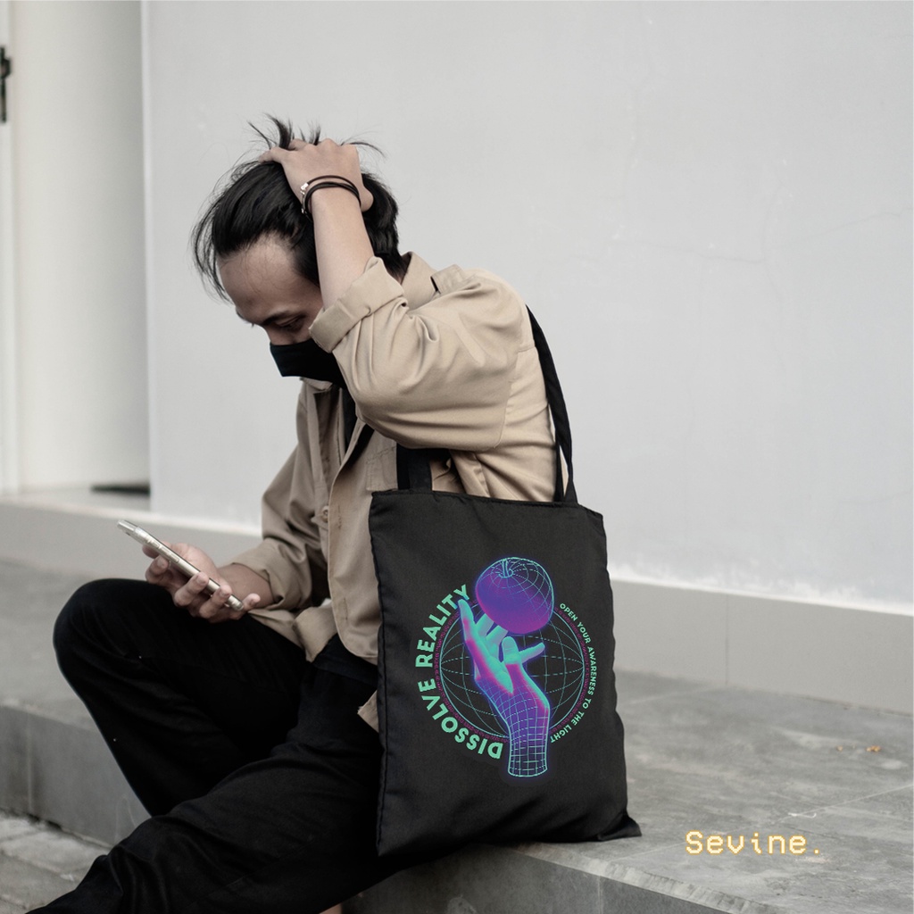 Sevine Totebag Fashion Tas Tote Bag Hitam Resleting Pria Wanita Laptop Kuliah Retro Vaporwave - HVW13