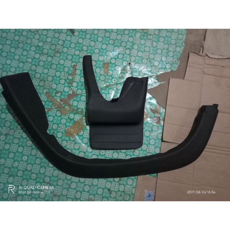 Over fender kijang grand super hanya bagian belakang sebelah kanan