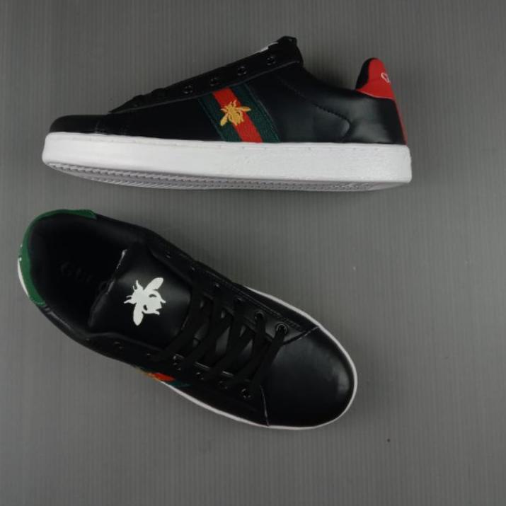 LANGSUNG ATC.. SEPATU PRIA / SEPATU GUCCI CLASIC / SEPATU PRIA GUCCI CLASIC MAN/SNEAKERS GUCCI BEE