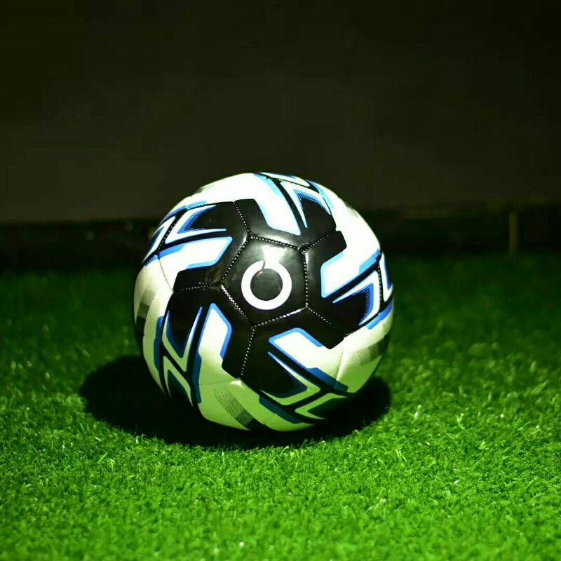 Bola Futsal ORTUSEIGHT White Black