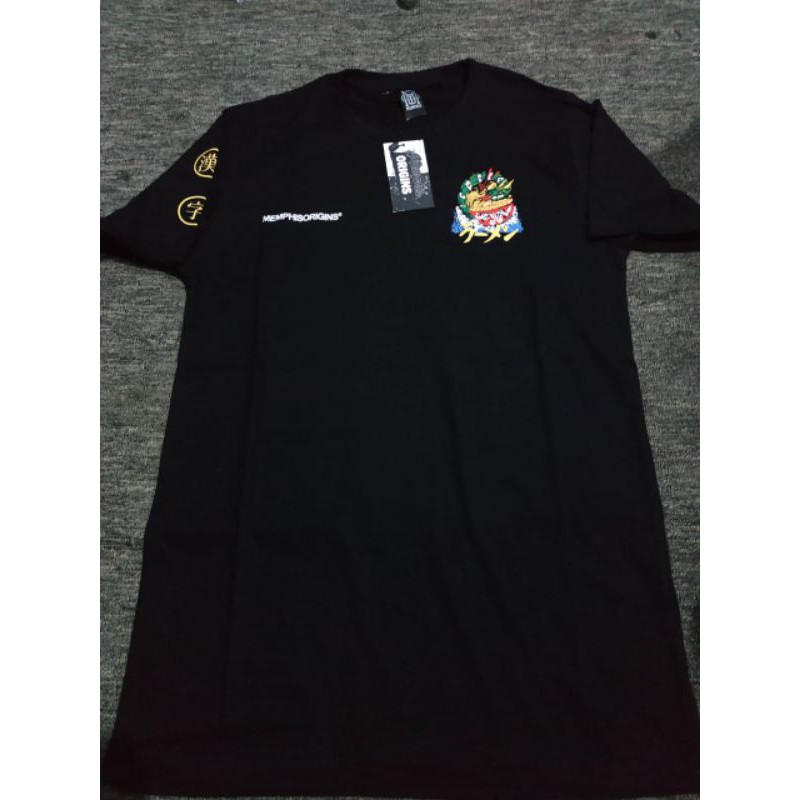 T-shirt Memphis origins