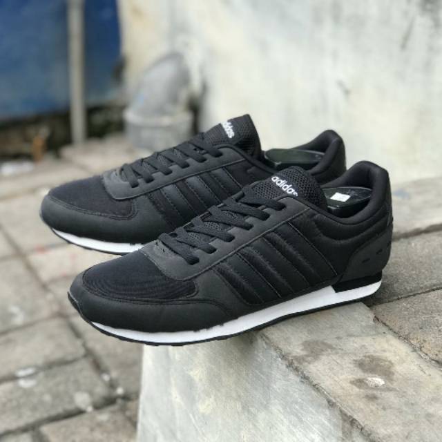 Adidas Neo city racer full black germany .