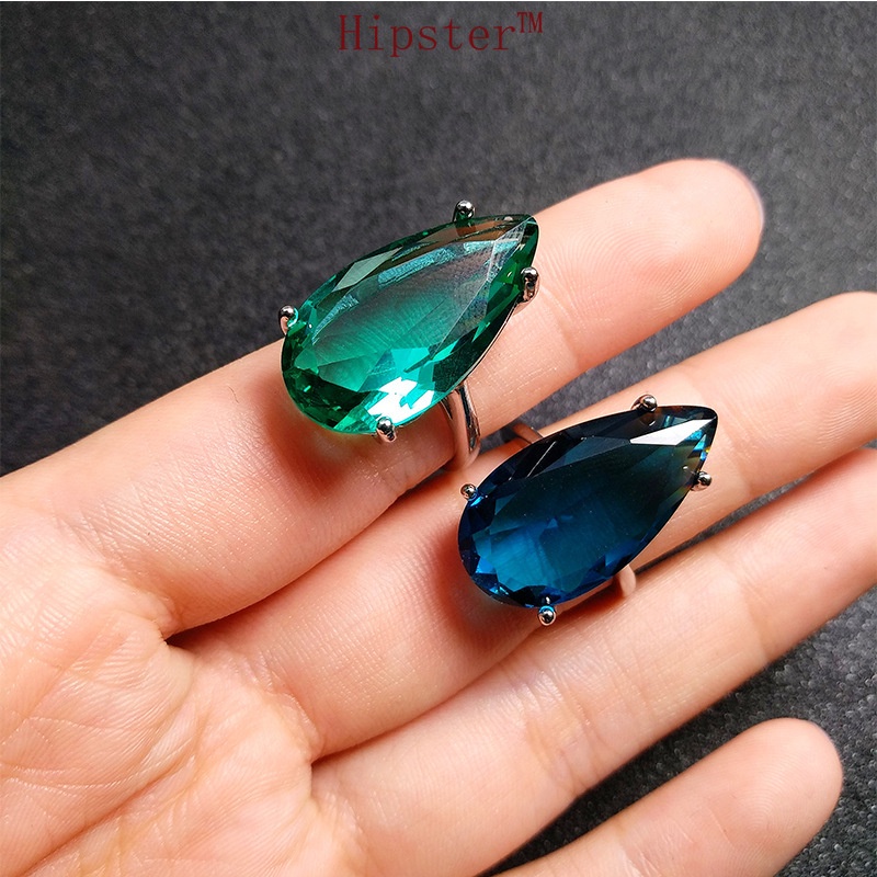 Vintage Classic Luxury Inlaid Emerald Drop Ring