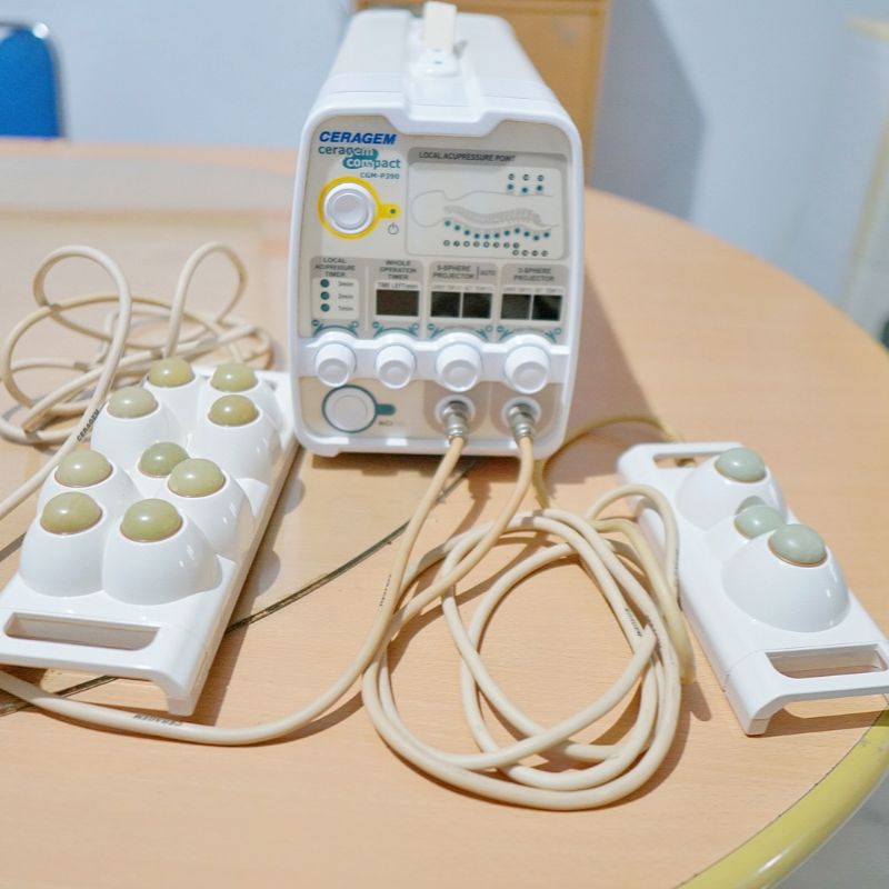 SECOND LIKE NEW !!! CERAGEM COMPACT P390