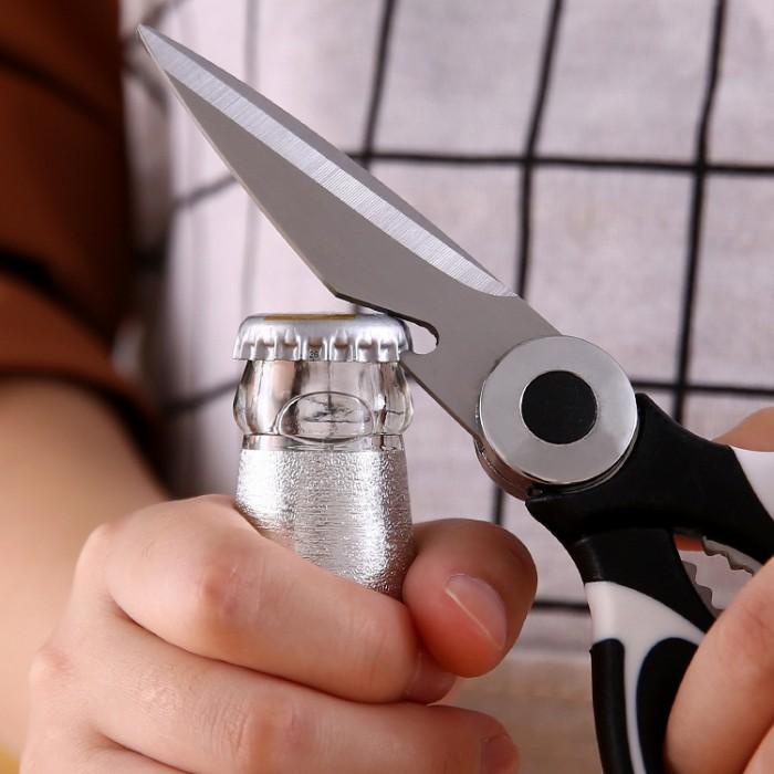 

Gunting Dapur Tajam Kuat Awet Gunting Makanan Food Cutter + Tutup Kualitas Terjamin