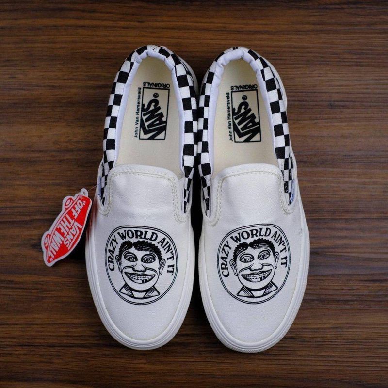 sepatu Vans Slip On Crazy World White premium BNIB / Vans Slip On CrazyWorld putih terlaris / Vans Slop Crazyworld Murah Premium