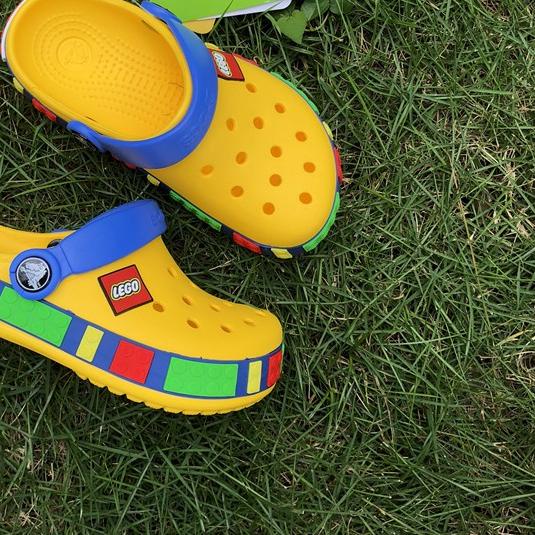Crocs / Crocs anak / Crocs Lego / Sandal Crocs / Sandal Anak / Sandal Karet Anak / Crocs Kids Lego ✲