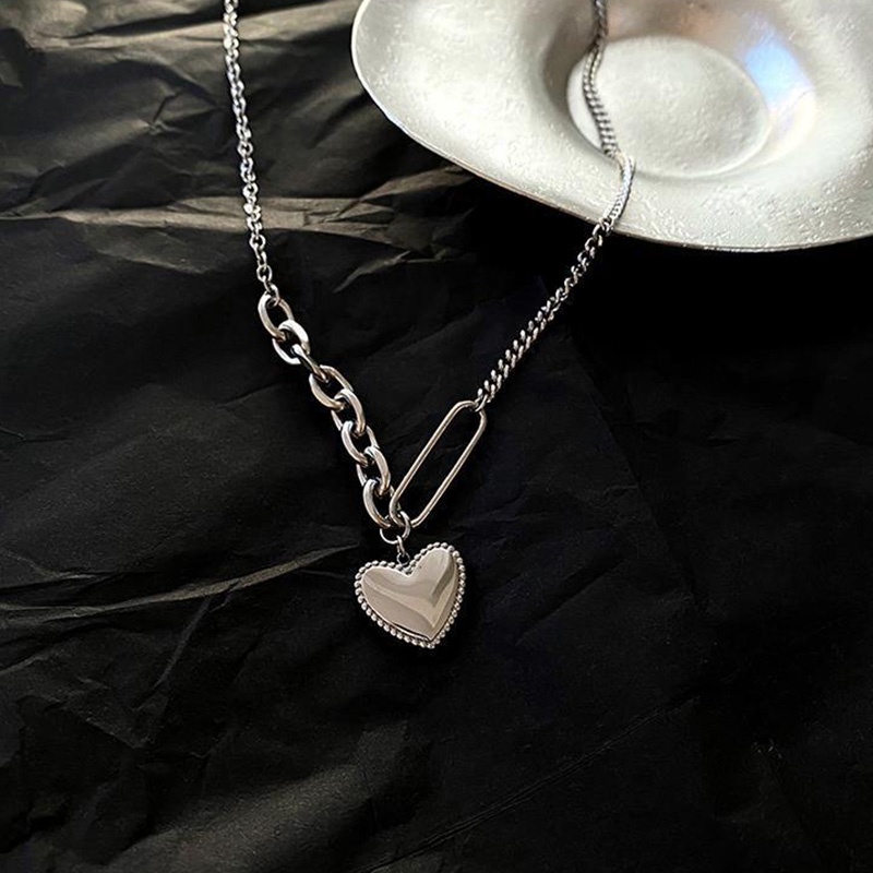 COD❤️Cinta Liontin Kalung Titanium Steel  Fashion Wanita Hip Hop Punk Sweater Rantai Keren Angin Kalung Wanita  Fashion Aksesoris Murah