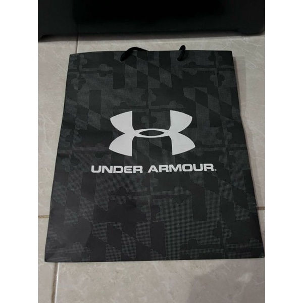 

Paperbag - UA - Nike - Hoops - Planetsport - Reebok