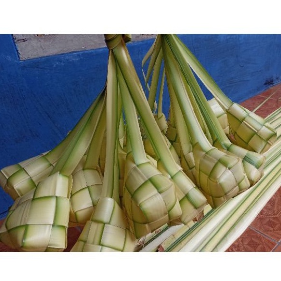 ketupat / ketupat kosong / cangkang ketupat / ketupat janur, SEDIA GROSIR
