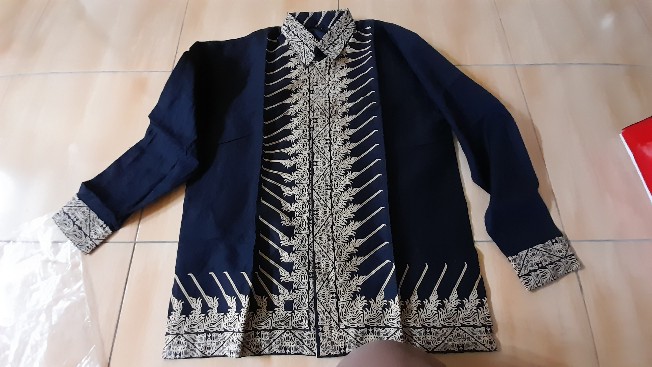 Modang Navy Kemeja Batik Pria Lapis Furing Katun Primisima Fashion Batik Solo Batik Pria Eksklusif