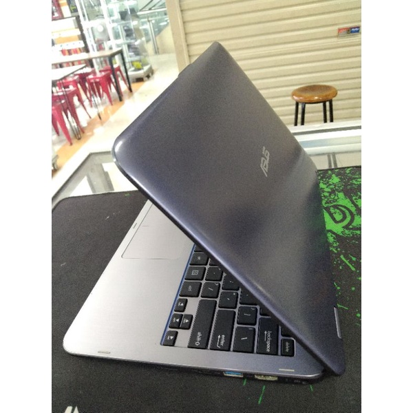 laptop Leptop Notebook Asus 12 inci ram 4gb 4 GB touchscreen terbagus termurah