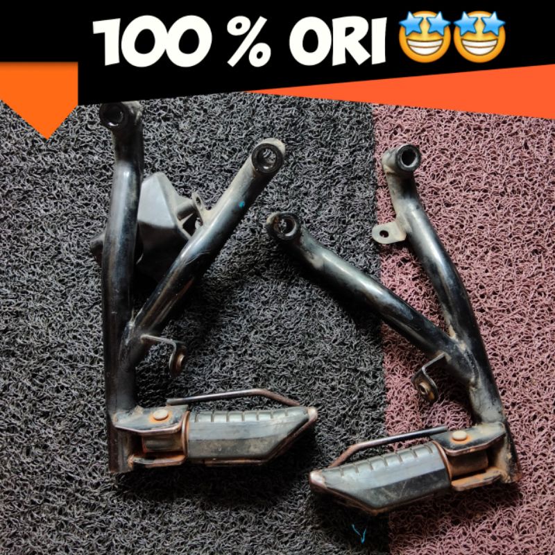 DUDUKAN STEP FOOTSTEP BELAKANG VARIO CW 110 LAMA