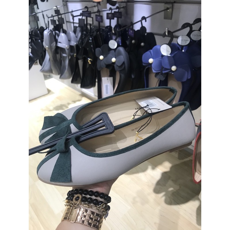 The little things she needs