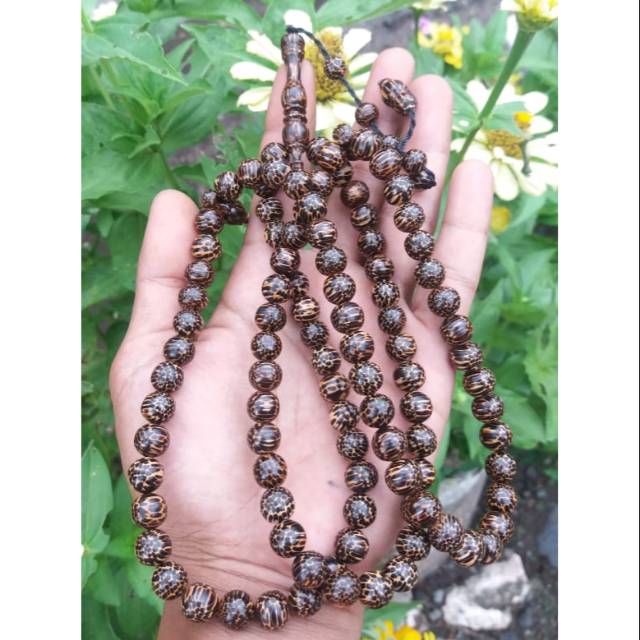 Tasbih kayu liwung lawu