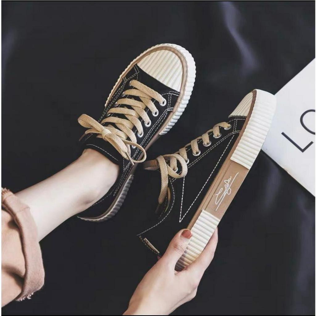 Free BOX Sepatu Sneakers Wanita Import Sepatu Kanvas Wanita Kasual Polos Tali Premium Quality Sepatu Casual Sneakers Wanita Sport Shoes NS058