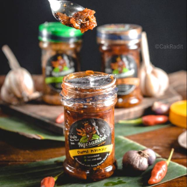 

Ngesambel.id Cumi Nyinyir